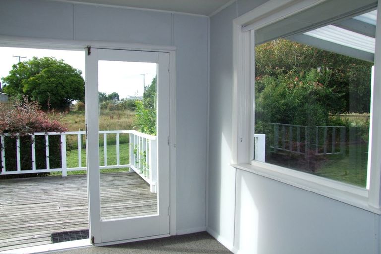 Photo of property in 24 Leman Street, Milton, 9220