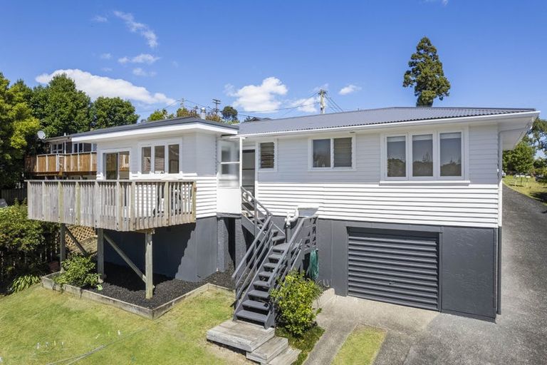 Photo of property in 1/23 Stanley Road, Glenfield, Auckland, 0629