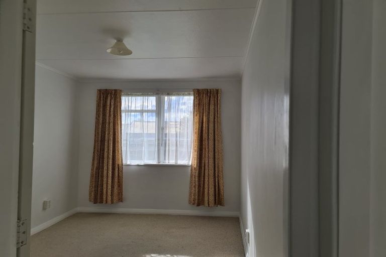 Photo of property in 9 Selby Place, Hokowhitu, Palmerston North, 4410