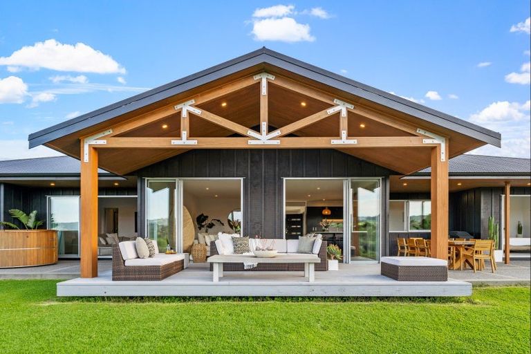 Photo of property in 113 Takatu Road, Tawharanui Peninsula, Warkworth, 0986