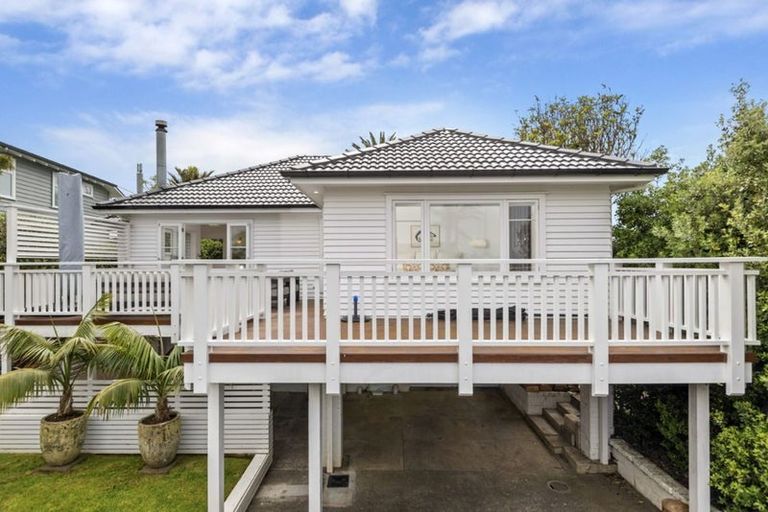 Photo of property in 18 Kitchener Road, Takapuna, Auckland, 0620