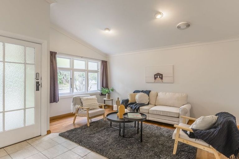 Photo of property in 84 Amohia Street, Paraparaumu, 5032