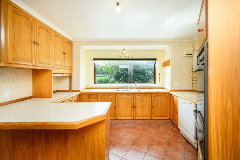 Photo of property in 83 Oroua Road, Kairanga, Palmerston North, 4475