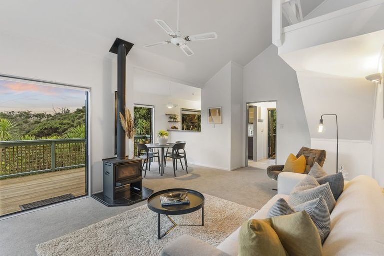 Photo of property in 28 Willow Avenue, Birkenhead, Auckland, 0626