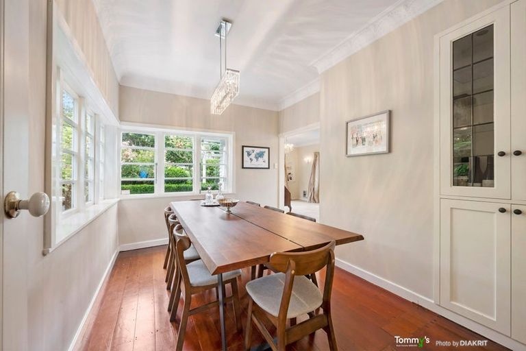 Photo of property in 1 Homewood Avenue, Karori, Wellington, 6012