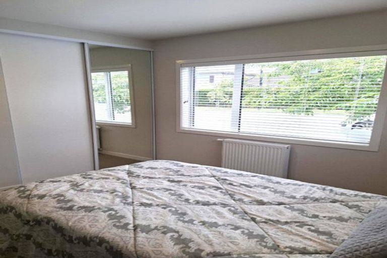 Photo of property in 25 Chateau Crescent, Rangatira Park, Taupo, 3330