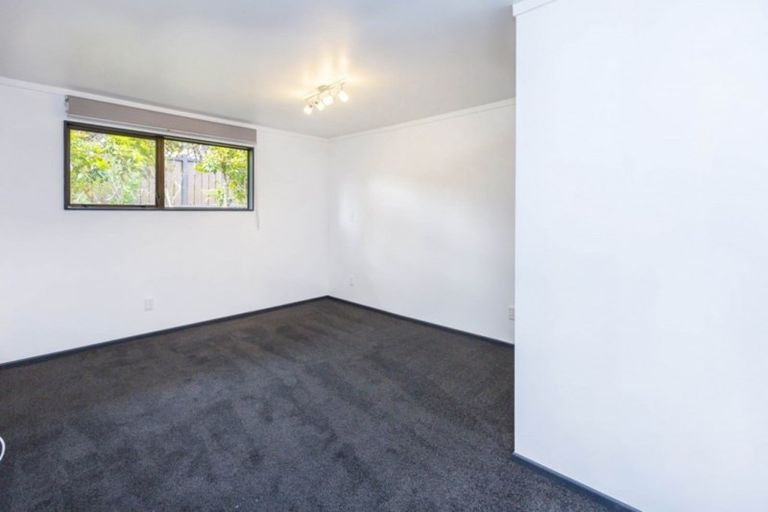 Photo of property in 13 Seymour Grove, Kingsley Heights, Upper Hutt, 5018