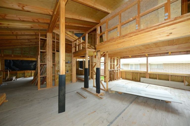 Photo of property in 126 Gayhurst Road, Dallington, Christchurch, 8061