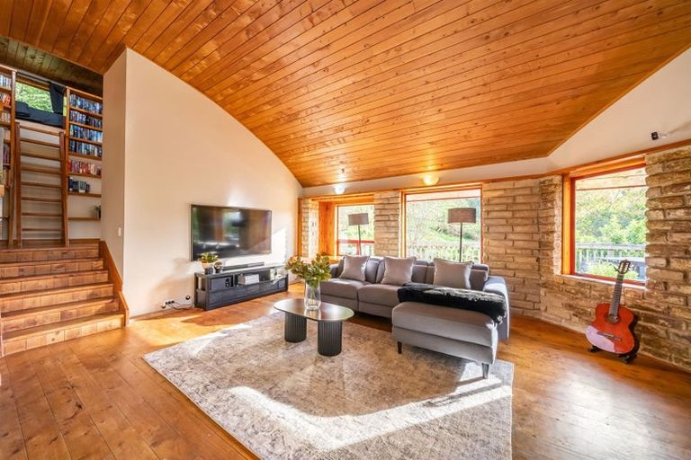 Photo of property in 1151 Paekakariki Hill Road, Paekakariki Hill, Porirua, 5381