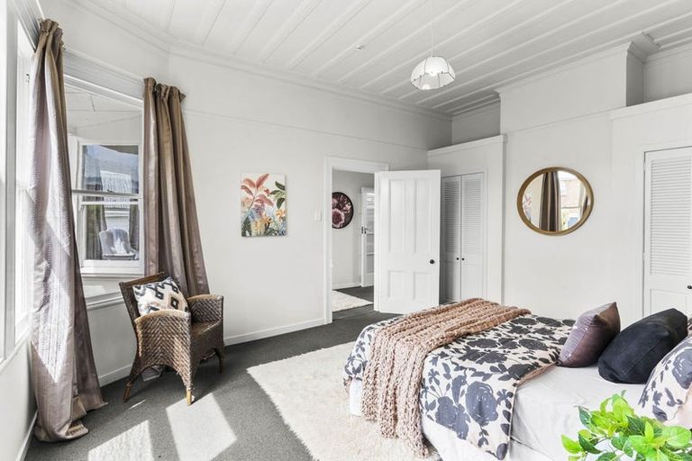 Photo of property in 4 Argyle Street, Mornington, Dunedin, 9011