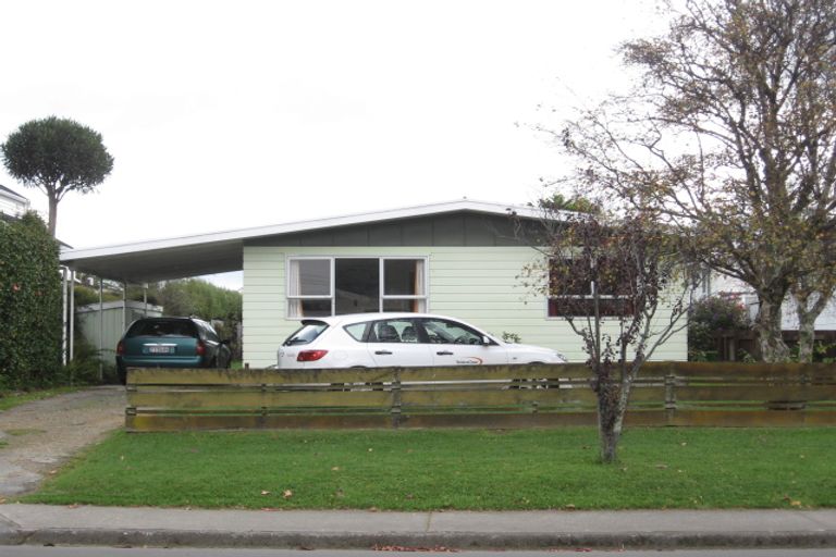 Photo of property in 195 Matai Road, Raumati Beach, Paraparaumu, 5032