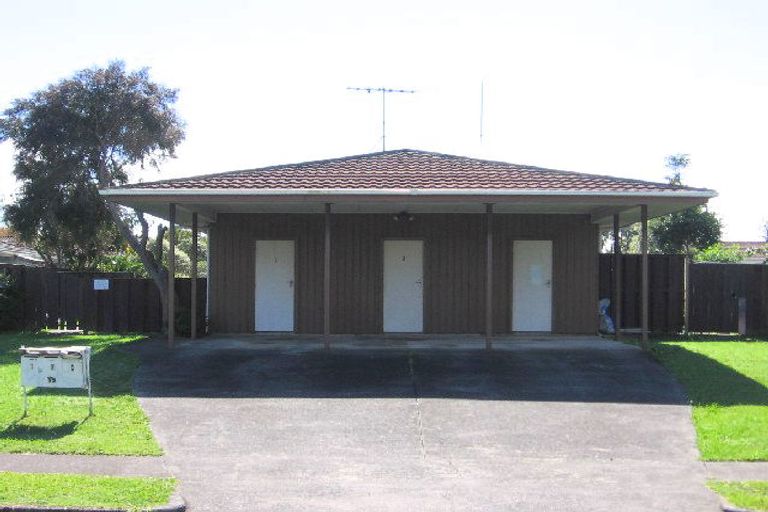Photo of property in 1/15 Latham Avenue, Pakuranga, Auckland, 2010