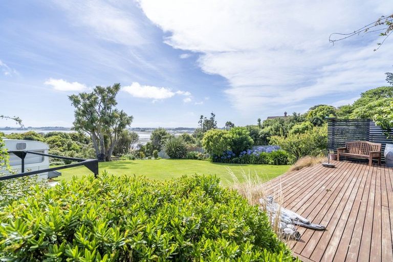 Photo of property in 3 Shrewsbury Street, Riverton/aparima, Riverton, 9822