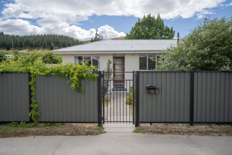 Photo of property in 110 Hazlett Street, Clyde, 9330