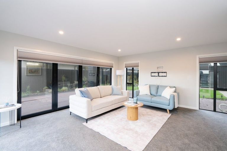 Photo of property in 77 Richfield Drive, Waikiwi, Invercargill, 9810