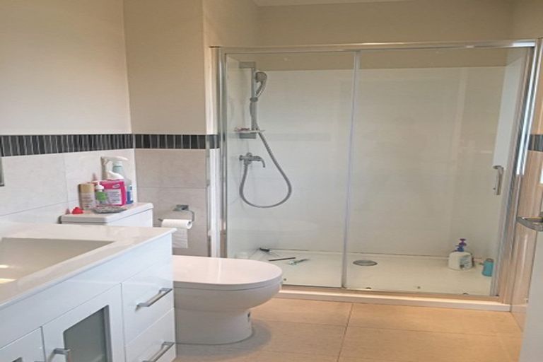 Photo of property in 18 Treestump Road, Takanini, 2112