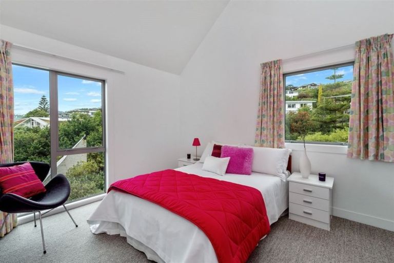 Photo of property in 9 Takahe Drive, Cashmere, Christchurch, 8022