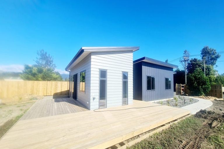 Photo of property in 100 Atkinson Avenue, Otaki Beach, Otaki, 5512