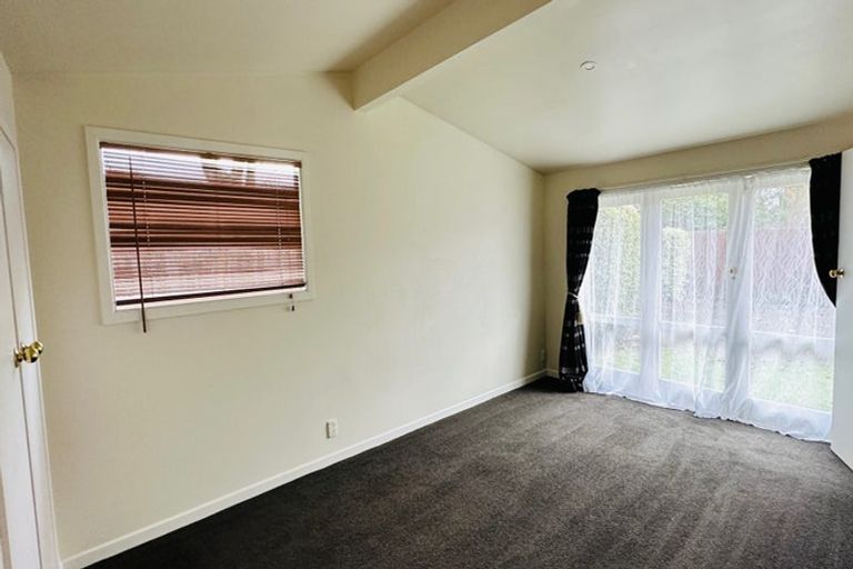 Photo of property in 7 Tuirau Place, Ilam, Christchurch, 8041