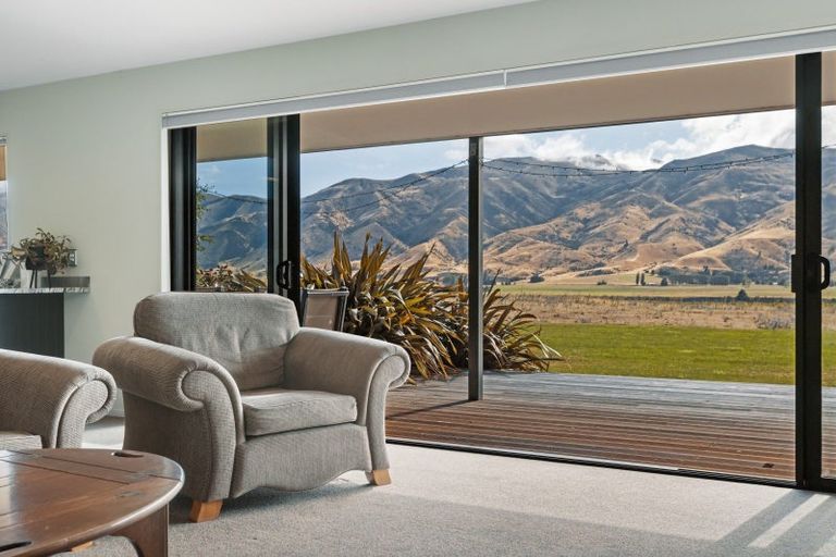 Photo of property in 90 Willowbank Road, Queensberry, Cromwell, 9383