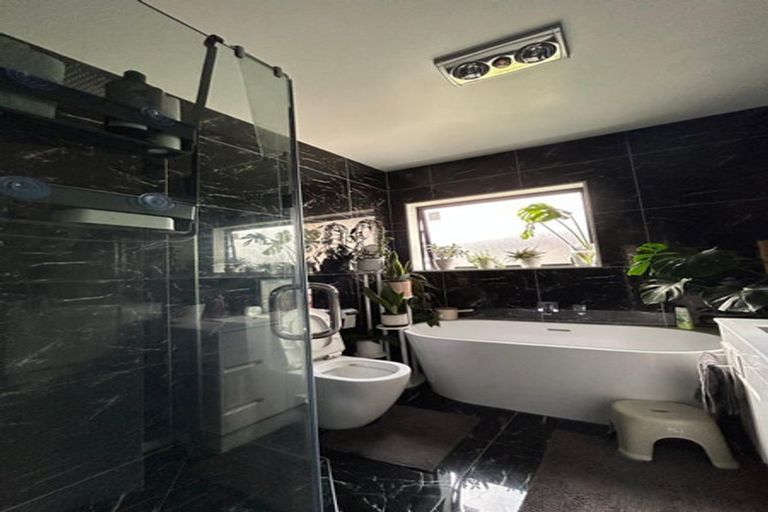 Photo of property in 46a Adams Road South, Pukekohe, 2120