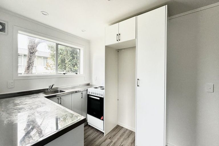 Photo of property in 2/24 Parliament Street, Melling, Lower Hutt, 5010