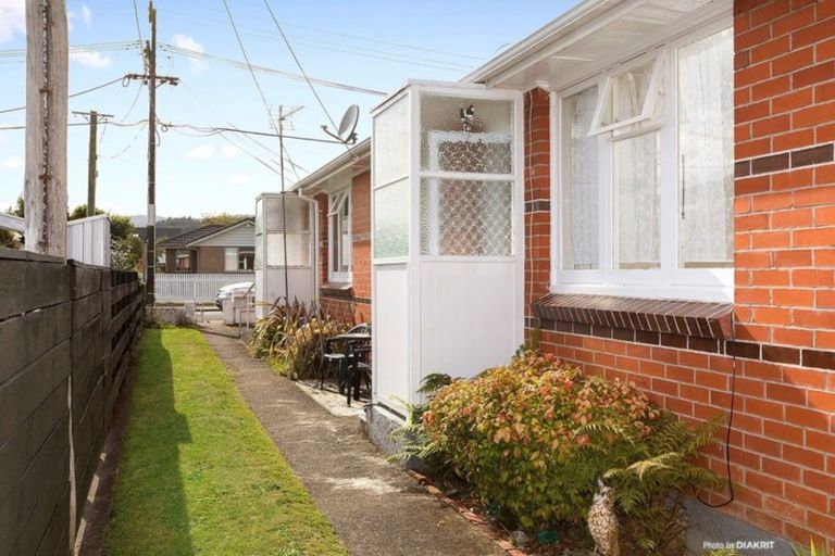 Photo of property in 35 Ebdentown Street, Ebdentown, Upper Hutt, 5018