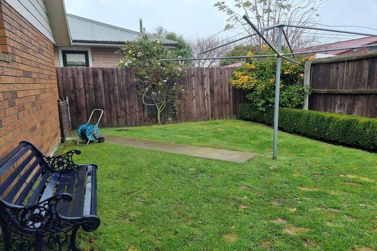 Photo of property in 5a Oakhurst Place, Russley, Christchurch, 8042