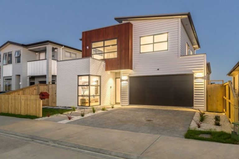 Photo of property in 31 Myland Drive, Hobsonville, Auckland, 0616
