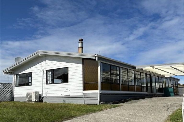 Photo of property in 8 Harrod Avenue, Foxton Beach, Foxton, 4815