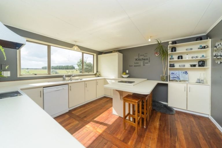 Photo of property in 1032 Kimbolton Road, Feilding, 4777