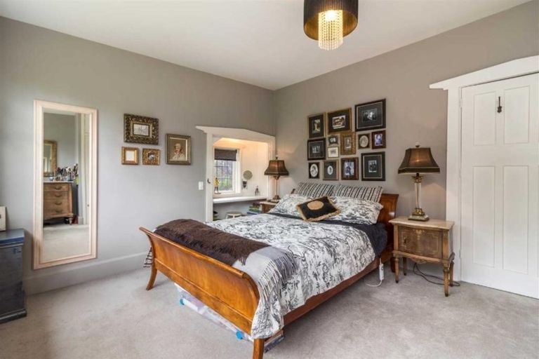 Photo of property in 166 Fendalton Road, Fendalton, Christchurch, 8052