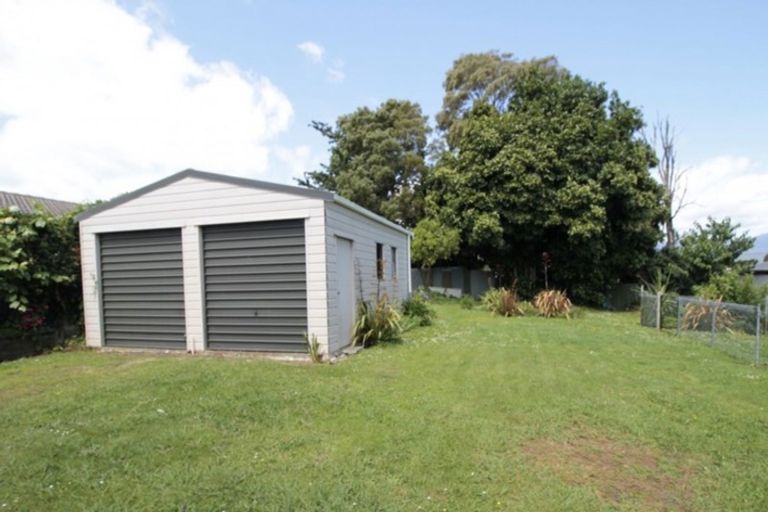 Photo of property in 362 Oxford Street, Levin, 5510