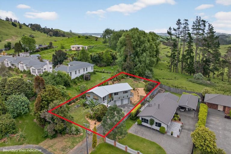 Photo of property in 1893 Paparoa Valley Road, Paparoa, 0571