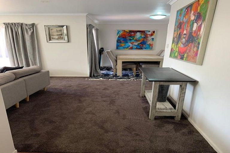 Photo of property in 11 Farmdale Court, Flat Bush, Auckland, 2019