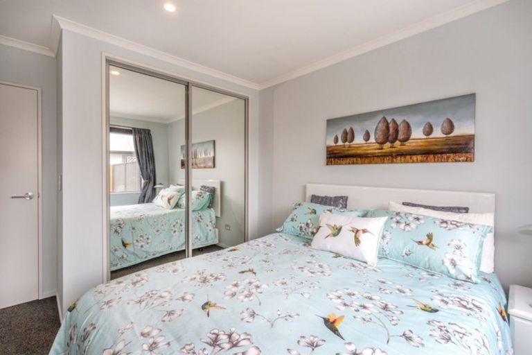 Photo of property in 2/14 Lamorna Road, Parklands, Christchurch, 8083