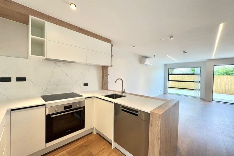 Photo of property in 7/30 Wellesley Road, Mangere Bridge, Auckland, 2022