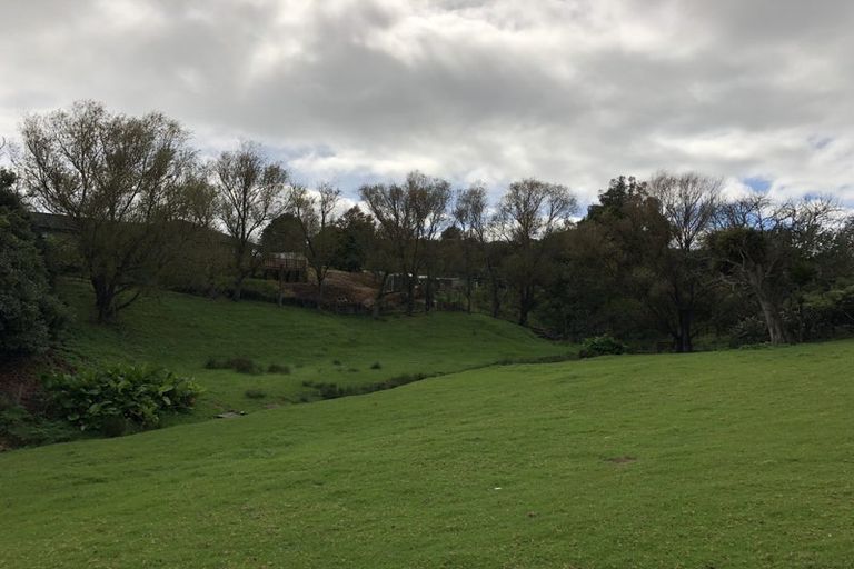 Photo of property in 9 Inchinnam Road, Flat Bush, Auckland, 2016