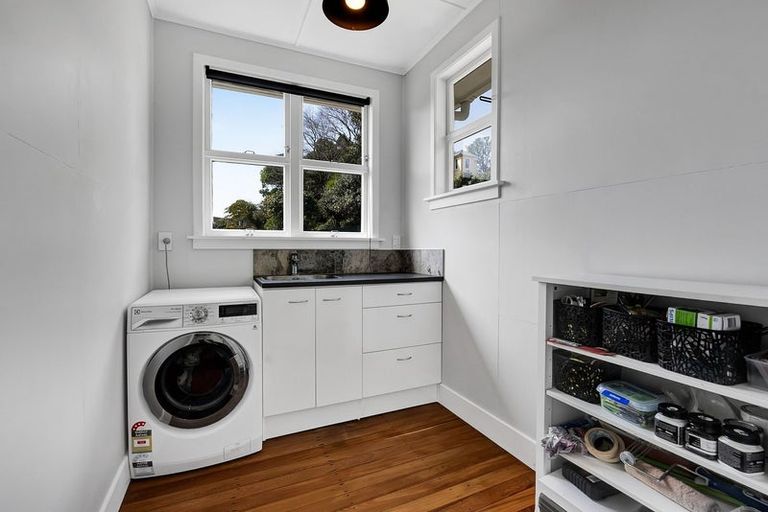 Photo of property in 223 Powderham Street, New Plymouth, 4310