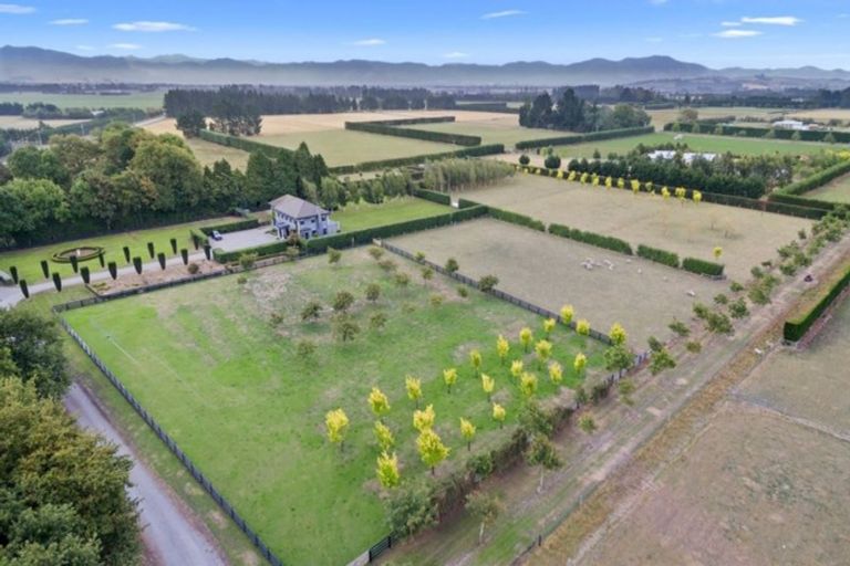 Photo of property in 1320 Poyntzs Road, West Eyreton, Rangiora, 7475