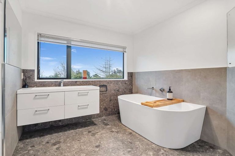 Photo of property in 471 Razorback Road, Pokeno, 2472