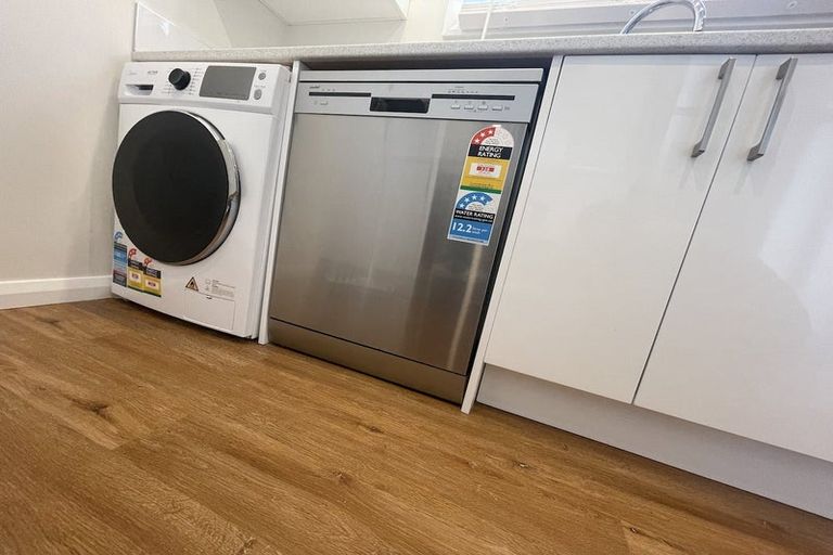 Photo of property in 125-127 Bell Road, Waiwhetu, Lower Hutt, 5010