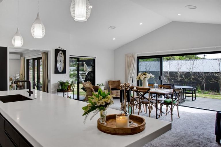 Photo of property in 36 Fernbrook Drive, Hurworth, New Plymouth, 4310