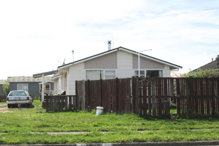 Photo of property in 27 Meadowbank Crescent, Fordlands, Rotorua, 3015