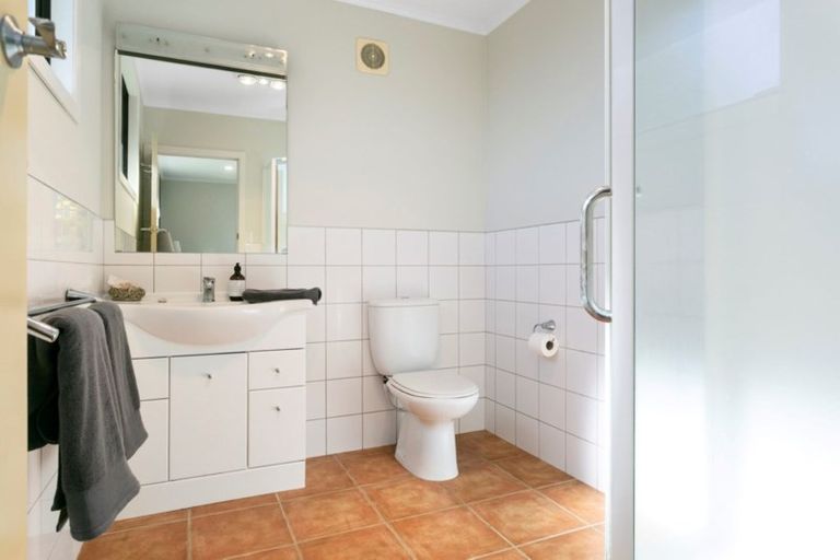 Photo of property in 15 Bowen Street, Cambridge, 3434