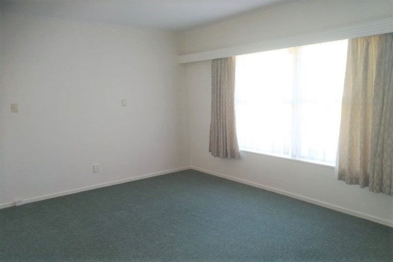 Photo of property in 14 Seafarer Crescent, Stanmore Bay, Whangaparaoa, 0932