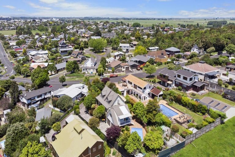 Photo of property in 16 Melva Street, Dinsdale, Hamilton, 3204