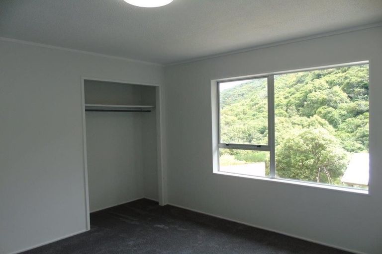 Photo of property in 107 South Karori Road, Karori, Wellington, 6012