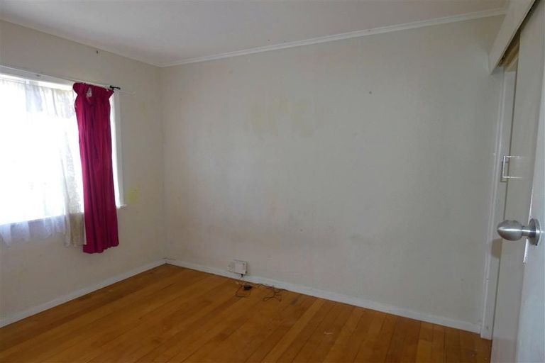 Photo of property in 16 Mail Avenue, Weymouth, Auckland, 2103