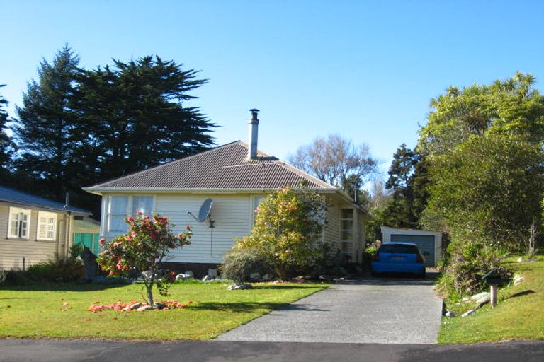 Photo of property in 19 Joyce Crescent, Greymouth, 7805